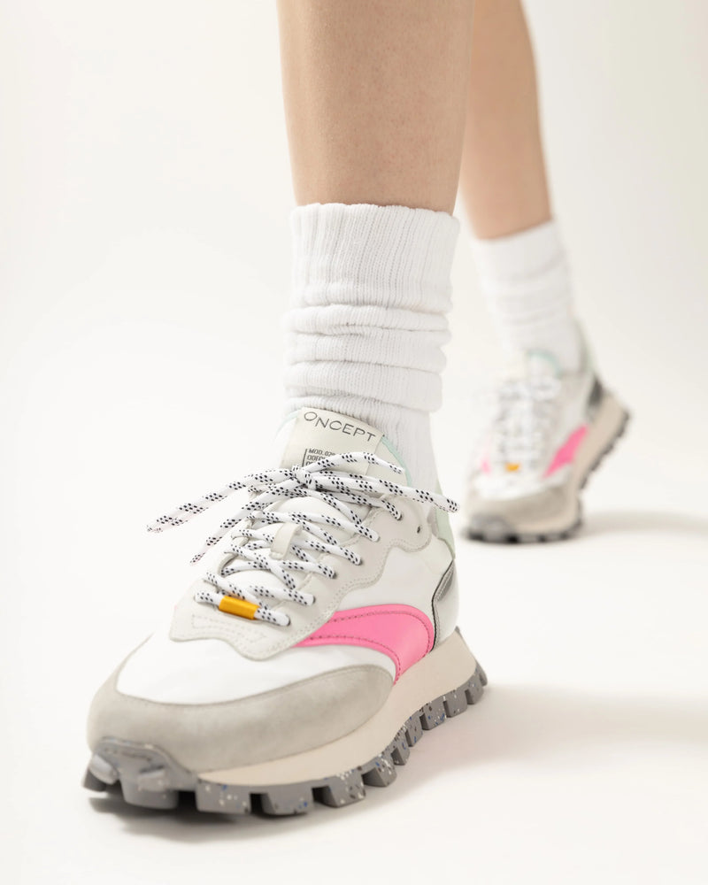 oncept: osaka sneaker-pink shockwave