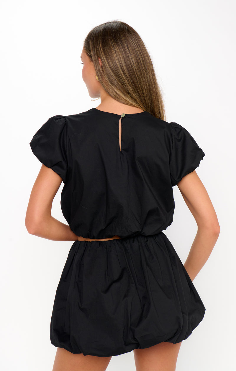 show me your mumu: highland bubble skort-black poplin