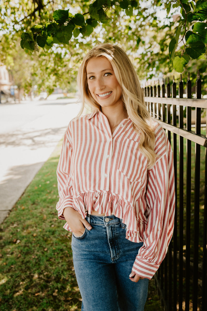 draft day stripe ruffle hem top-red