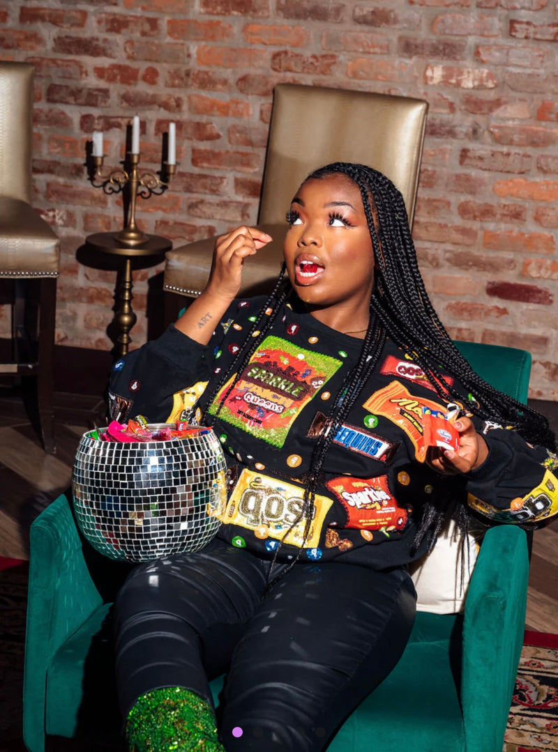 queen of sparkles: queen of candy sweatshirt-black