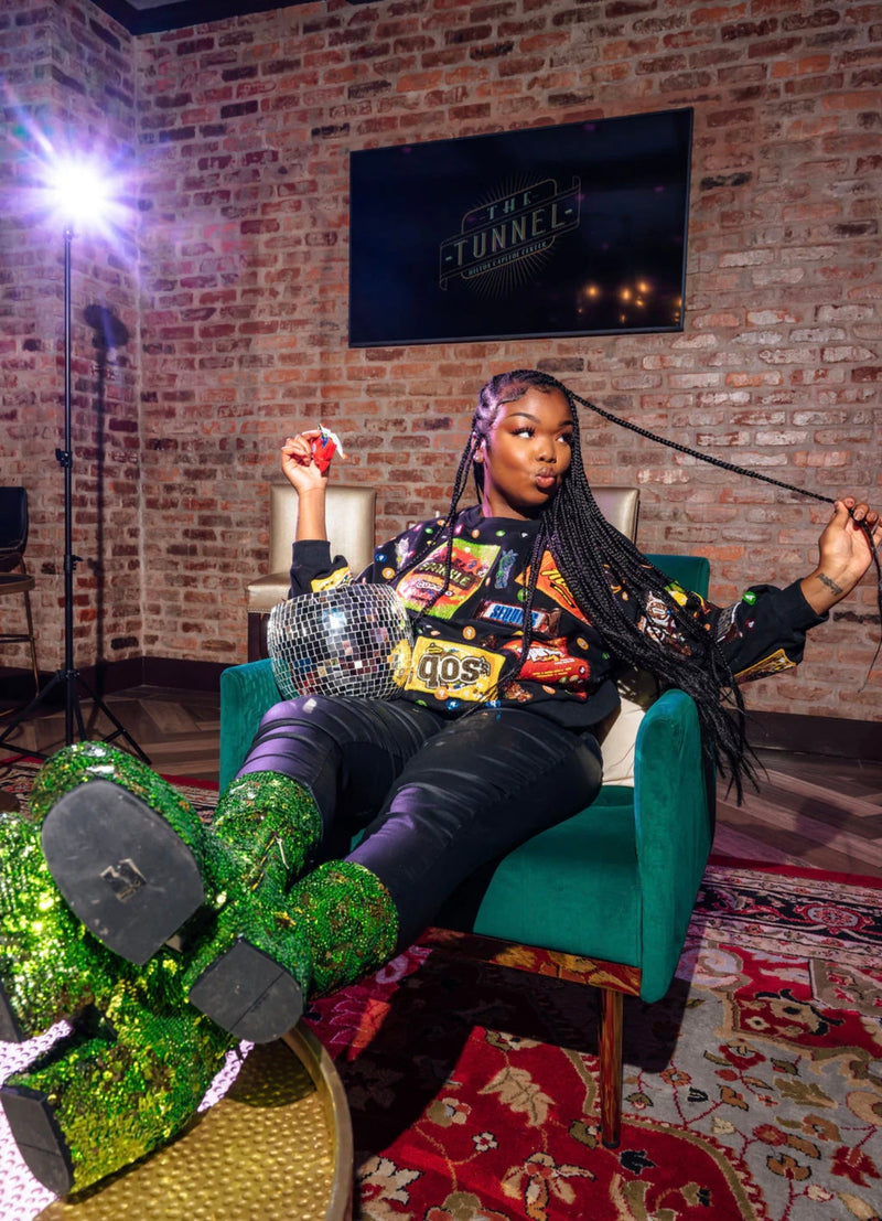 queen of sparkles: queen of candy sweatshirt-black