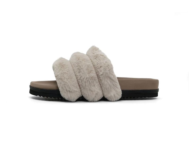 roam: bunny slider faux fur-cement