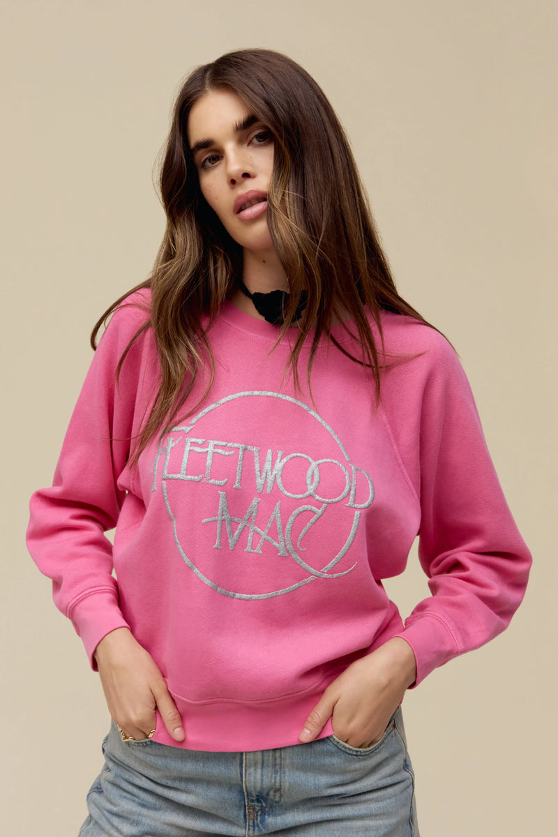 daydreamer: fleetwood mac circle logo-pink rouge