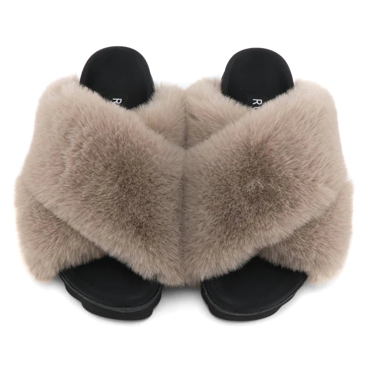 roam: cloud slippers nude fur