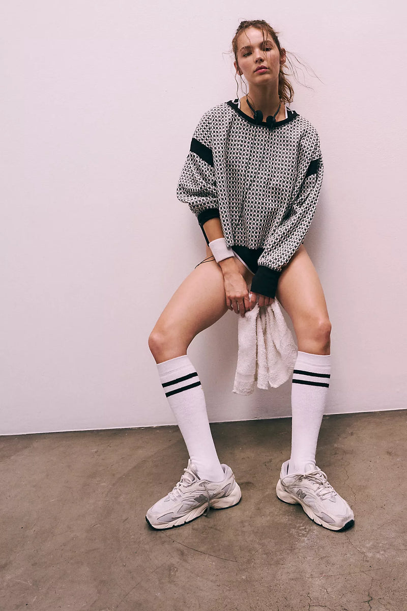 free people: my time layer textured-black/white combo