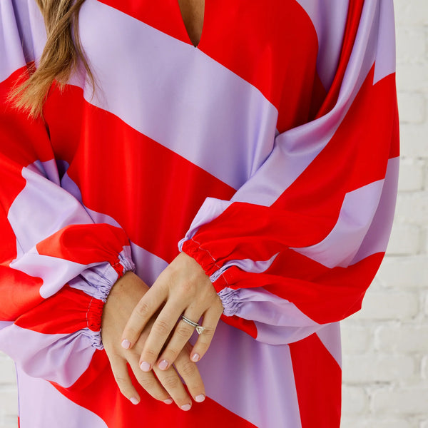 caryn lawn: coco caftan-lavender/red