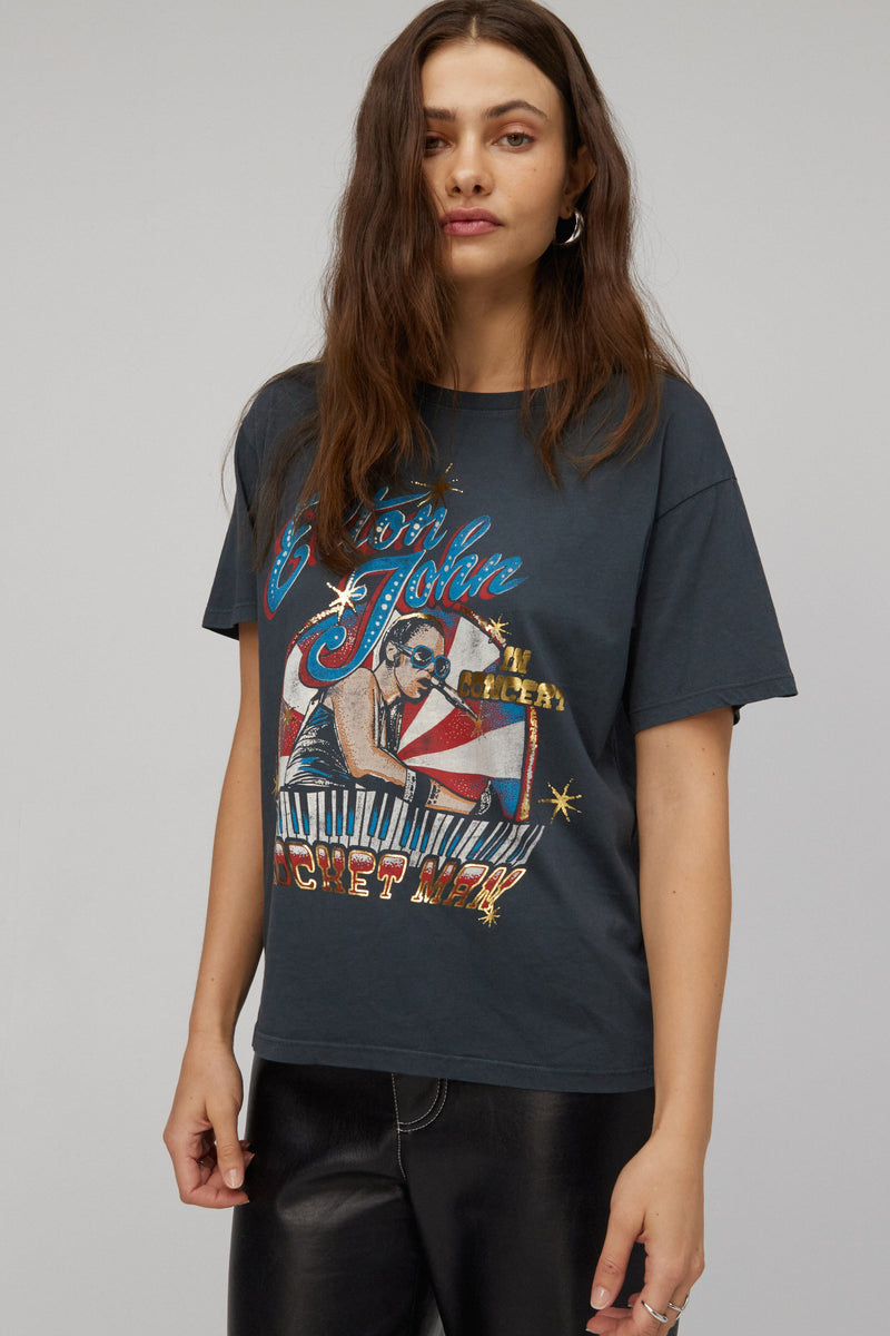 daydreamer: elton john rocket man boyfriend tee-vintage black